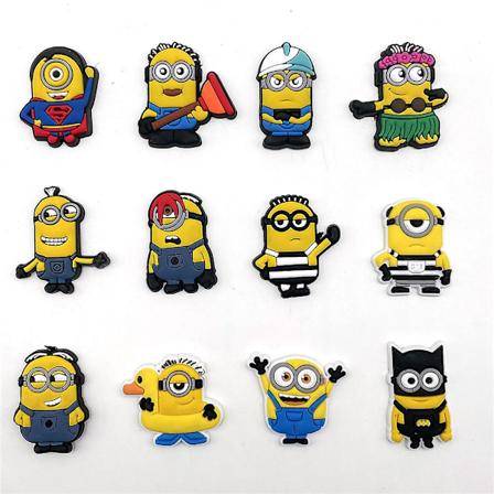 12 kpl Minions Despicable Me -kenkäkoristeita DIY-sandaaleihin ja kenkiin
