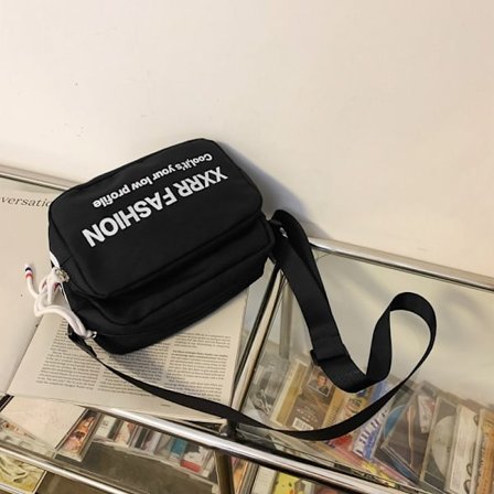 Student skolväska ny märkesbudväska män sport student ryggsäck mode brev student axelväska för män och kvinnor-svart