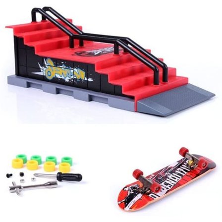 MOMSIV Mini Finger Skateboard och Ramp Tillbehör Set