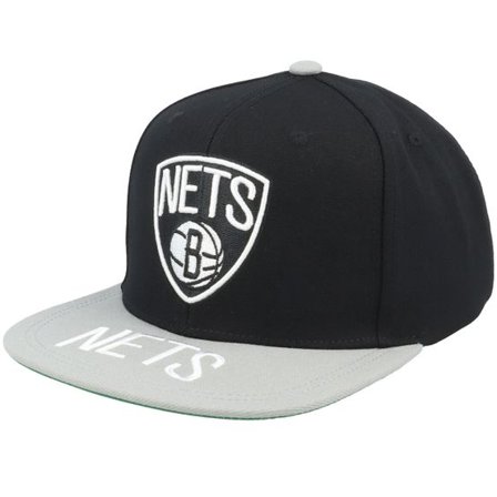 Mitchell & Ness - NBA Svart snapback Keps - Brooklyn Nets Logo Bill Black/Grey Snapback @ Hatstore