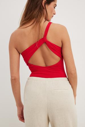 NA-KD Trend Body asymétrique en jersey - Top Epaule Dénudée - Rouge - XX-Large