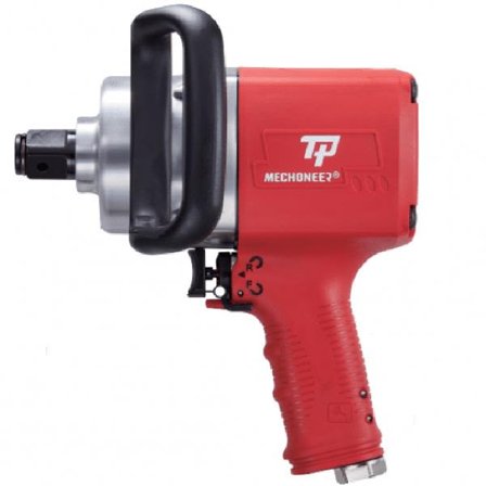 Tranmax TPT-2824 Mutterdragare, Maskiner