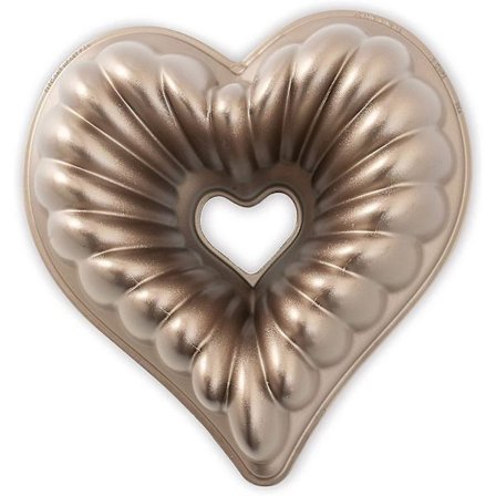Nordic Ware Elegant Heart Bundt Pan