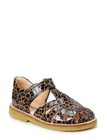 Sandals - Flat - Closed Toe - Shoes Summer Shoes Sandals Brun ANGULUS