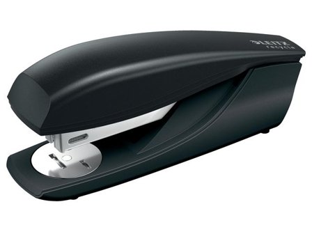 LEITZ Häftapparat recycle 30 ark svart - Lyreco - Kontorsmaterial - Till skrivbordet - Häftapparater - Manuella