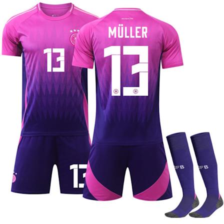 2024 EM-jalkapallopaita Saksa vieraspaita Pinkki Thomas Muller No. 13 Lasten puku Koko: 22