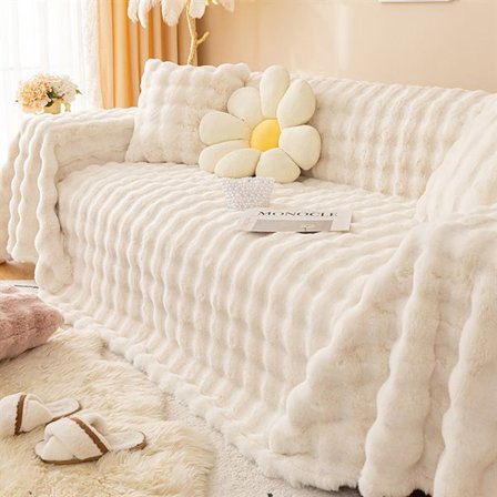 Pehmeä ja pörröinen sohvanpäällinen 180x260cm - Pois päältä valkoinen