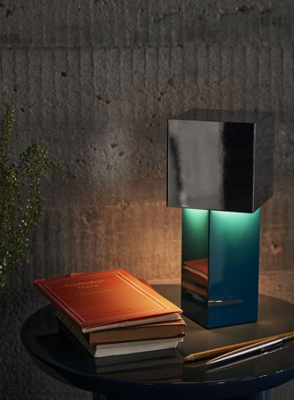 Pivot bordlampe oppladbar H26 - blue silver