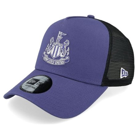 New Era - Football Lila trucker Keps - Newcastle United Seasonal Purple/Black A-frame Trucker @ Hatstore