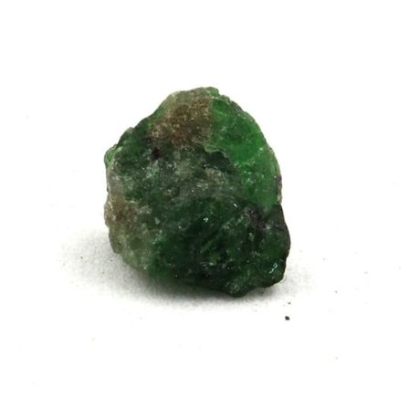 Sten og mineraler. Tsavorite granat. 2,41 ct. Manyara-regionen, Tanzania.