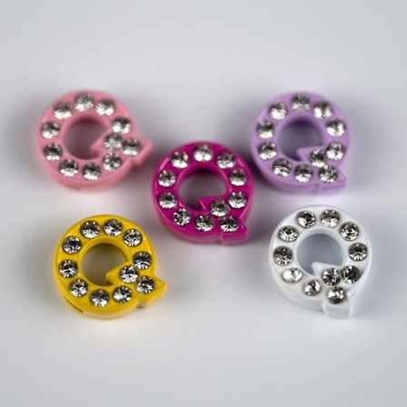 Berlock med Strass & Färg Bostav Q - Busy Lizzie