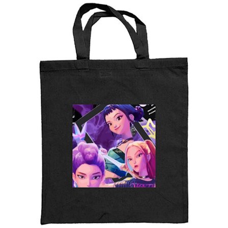 Kangaskassi K-Pop Demon Hunters -animeista inspiraatiota saanut juliste, jossa kolme sankarittarta, futuristinen kaupunki ja violetit neonvalot