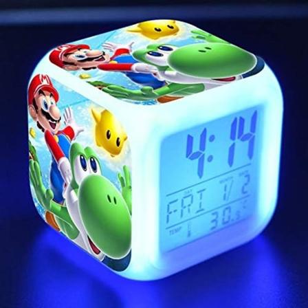 Super Mario 3 tuuman pieni kokoinen mini LED-digitaalinen poikien animeherätyskello C