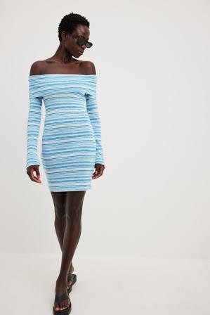 Basma Bada x NA-KD Robe courte rayée à épaules dénudées - Robes bustier - Bleu,Stripe - Small