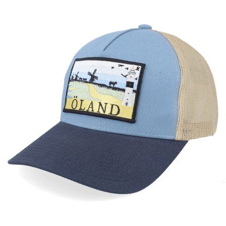 Wild Spirit - Beige trucker Casquette - Swedish Öland Landscape Light Blue/Khaki/Navy A-Frame Trucker @ Hatstore