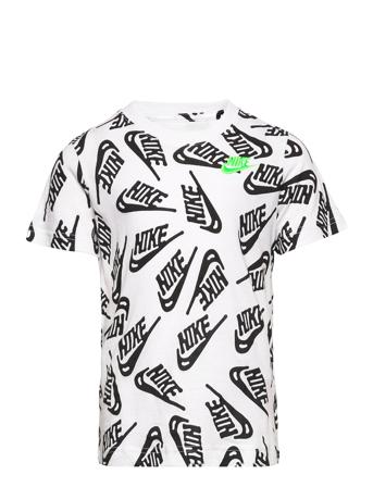 Nkb Mnsw Aop Tee T-shirt Multi/mønstret Nike