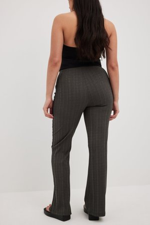NA-KD Trend Irregular Rib High Waist Pants - Højtaljede bukser - Grå - Small
