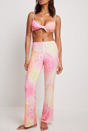 Molly Rustas x NA-KD Utsvängda byxor - Influencer Collections - Multicolor - Small