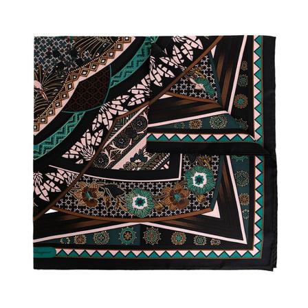 Salvatore Ferragamo Silk Halstørklæde Sort, Dame Tørklæder, Størrelse: ONE Size