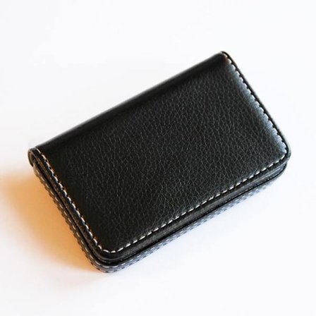 Korthållare/Etui i konstläder med lock - svart