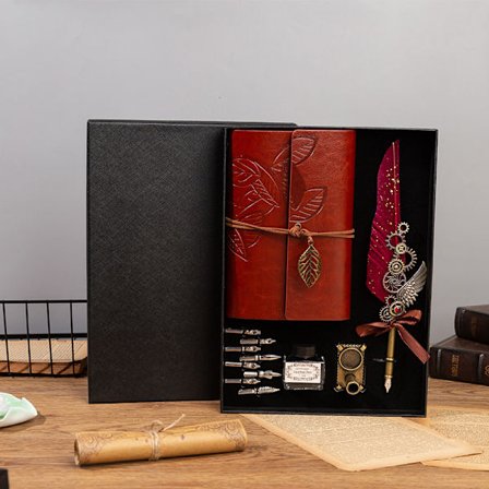 Fjærpenn og blekksett med lærnotatbok Vintage kalligrafisett for nybegynnere Klassiske og elegante gaver til ham Menn Pappa (claret)