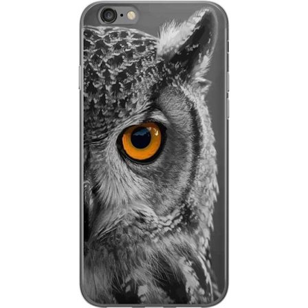 Yhteensopiva Puhelinkuori Apple iPhone 6 Mustavalkoinen lähikuva pöllöstä, jossa on voimakkaan oranssi silmä ja yksityiskohtainen sulan rakenne.