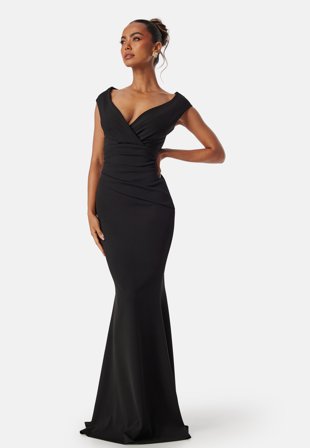 Goddiva - Bardot Pleat Maxi Dress - Black - Kläder - - Bubbleroom
