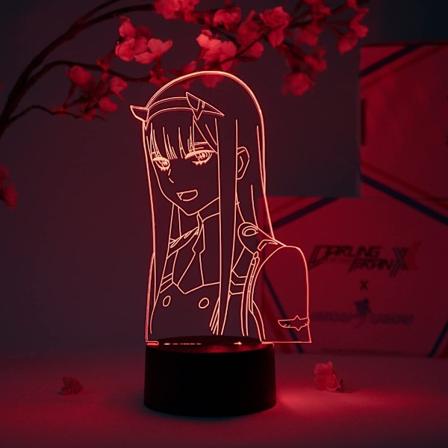 Zero Two Smilende Otaku Lampe – Darling in The Franxx – Anime Lampe Figur Nattelys, 16 Farger RGB LED – Fjernkontroll, 3D Anime Romdekor