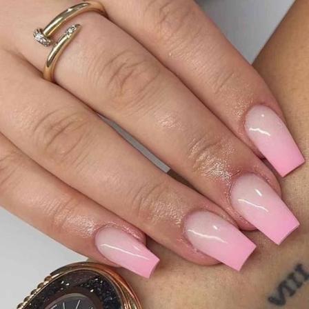 24 stk. Pink Falske Negle Gradient Kiste Glans Press-on Negle Falske Spidser Medium Længde Kunstige Finger Manicure til Kvinder og Piger