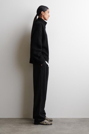 COS Women's Mocassini In Pelle A Punta Squadrata Con Tacco in Beige