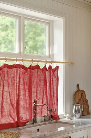 Jotex - Kafégardin Rød - LUNI - Kjøp Gardinkapper hos Jotex