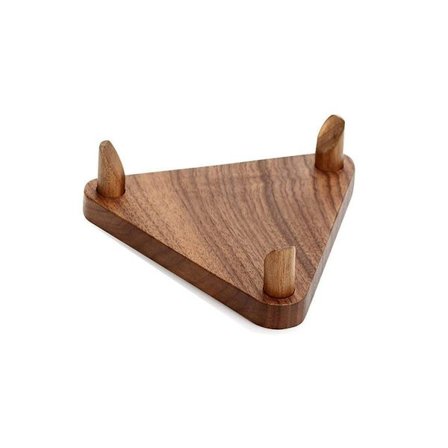 Trekantet stativ i tre for oppbevaring av baller, basketball, fotballholder, utstilling