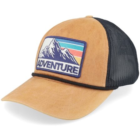 Wild Spirit - Brun trucker Caps - Mountain Adventure Patch Toast/Black Trucker @ Hatstore