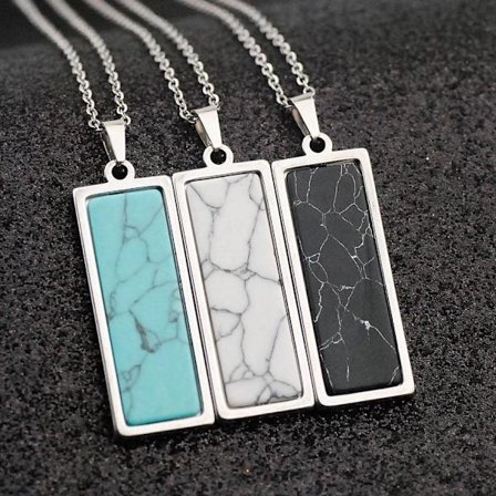 Halsband med sten i kirurgiskt stål, färgen håller livet ut (1st)