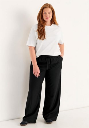 Cellbes of Sweden - Dressad dra på-byxa Pia - svart - för damer - 38/40R