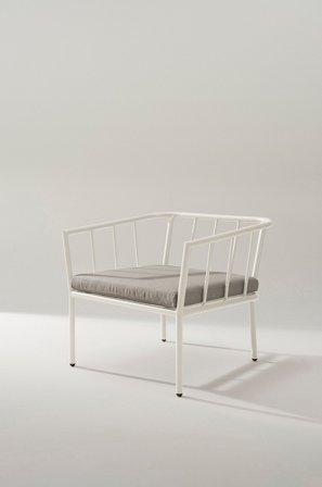 Jotex - Lenestol Hvit/lys grå pute - MENTON - Kjøp Lenestoler hos Jotex