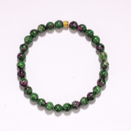 Grønt armbånd med naturstein, egnet som Valentinsdagsgave