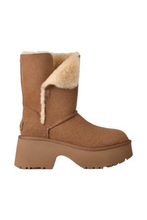 New Heights Cuff Chestnut 36