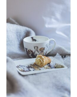 Asiet/Fad Hund med håndtegnet motiv Hvid