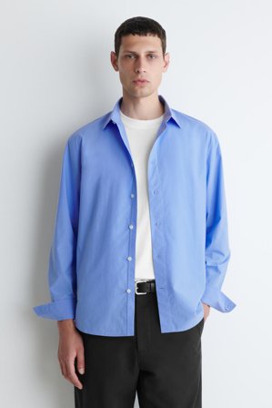 COS Men's Relaxed Pima Cotton Poplin Shirt in Blue