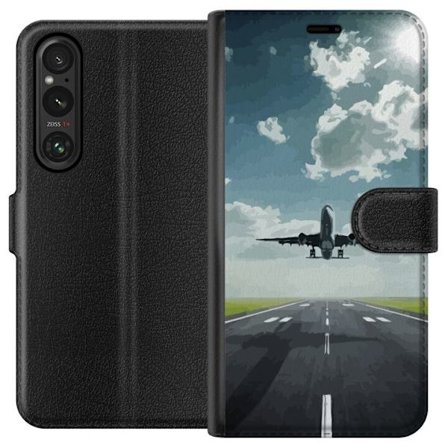 Yhteensopiva Lompakkokotelo Sony Sony Xperia 1 V Lentokone nousee kiitoradalta kohti sinistä taivasta, voimakas matka- ja ilmailuaihe täydellinen il