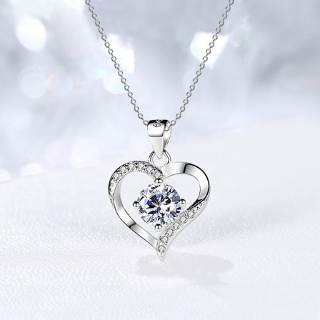 En tidlös Love White diamantkorshalsband (40+5CM) med en