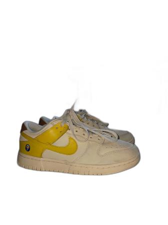 NIKE DUNK LOW LX BANANA STORLEK 40
