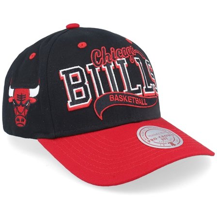 Mitchell & Ness - Chicago Bulls Beautiful Chaos Pro Black/Red Adjustable Adjustable Black Cap - NBA @ Hatstore