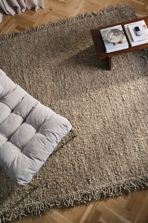 Jotex - Ullteppe Polyester/Ull/Polyester/Ull brun LIV - Kjøp Ulltepper hos Jotex