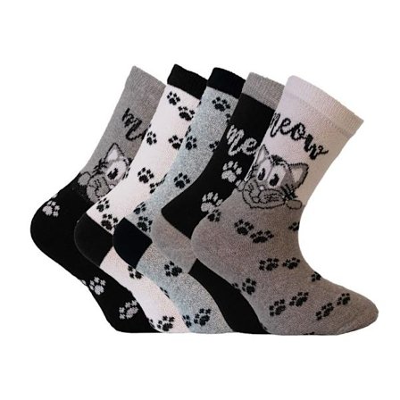 5 kpl sukkien tassunjälkiä