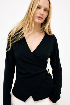 NA-KD Topp med överlapp och spänne - Omlott-toppar - Svart - L