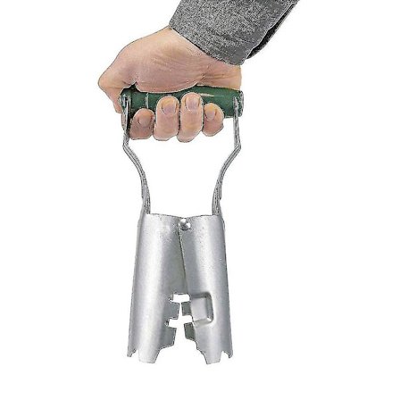 Puutarhan kukkasipulien syväistutuslaite maahan istuttamiseen