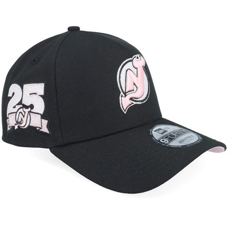 New Era - NHL Black adjustable Czapka Z Daszkiem - Hatstore Exclusive x New Jersey Devils 9FORTY Black/Pink 25 A-Frame Adjustable @ Hatstore