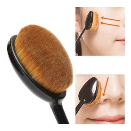 OVAL Sminkborste för foundation/concealer/primer mm. från KABUKI